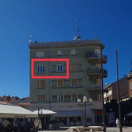 Mc Centar Apartman Apartment Pula